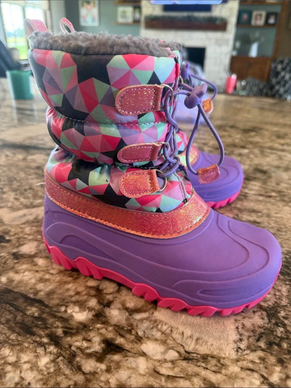Girls snow boots!